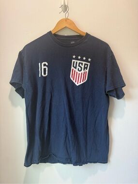 Men's Navy Short-Sleeve USA Soccer Graphic Tee